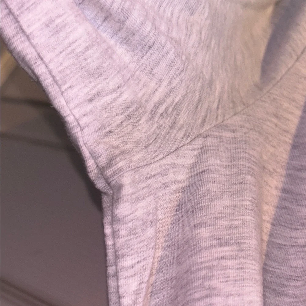 Hanro Light Gray Robe - Picture 4 of 6